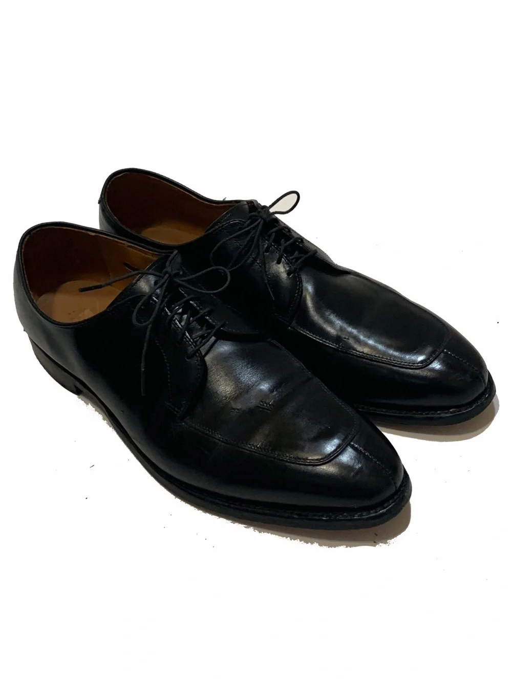 11 / Allen Edmonds Men’s Delray Lace up Shoe